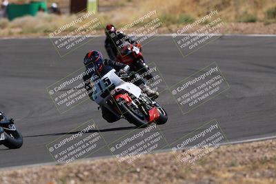 media/Apr-19-2025-AHRMA (Sat) [[3d98ca3309]]/Race/Group 8/Turn 4 part 2/